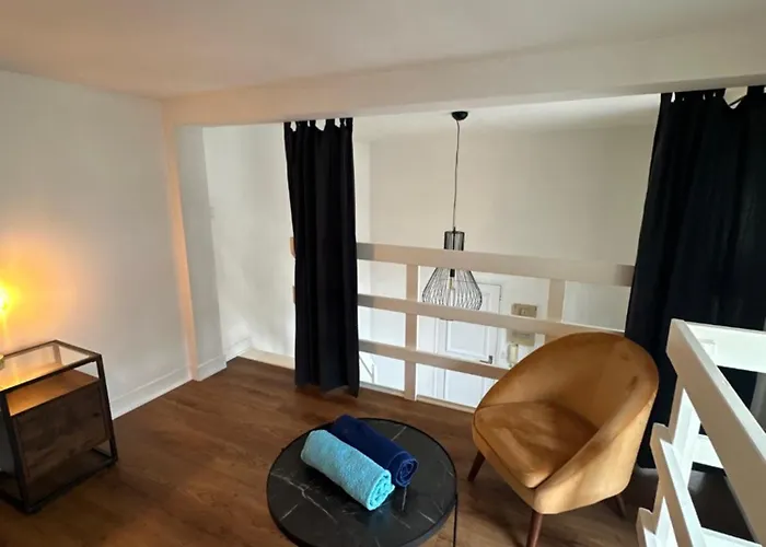 Апартаменты Charmant Duplex Parking En Option *