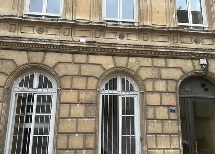 Charmant Duplex Parking En Option Апартаменты